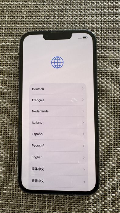 iPhone 13 -Excelente estado - Desbloqueado