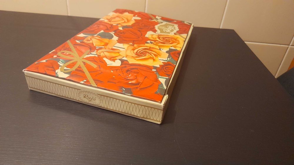 Rara caixa chocolates rajá