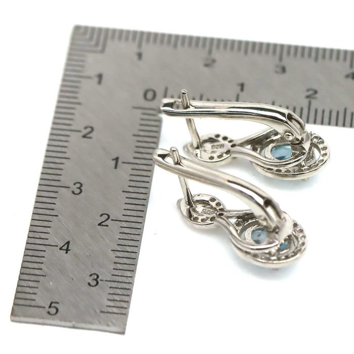 Серьги из серебра 925 пробы с голубым топазом