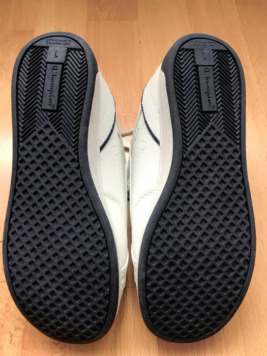 Nowe markowe buty dziecięce Champion 1