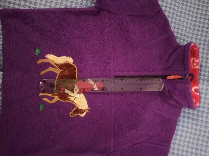 Bluza polarowa z koniem i jeźdźcem na ok. 7lat