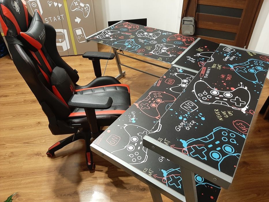 Biurko szklane narożne