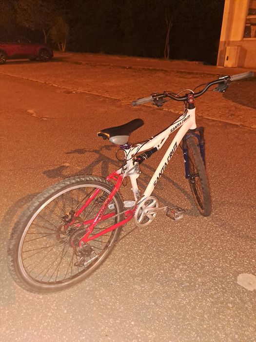 Bicicleta mtb full suspension