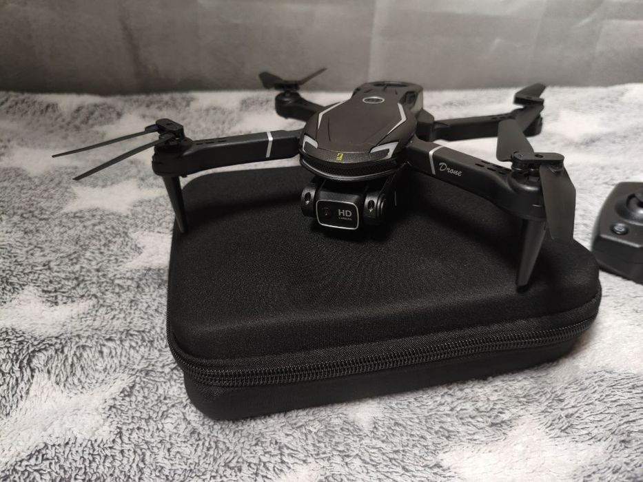 Dron o zasięgu lotu 2 km