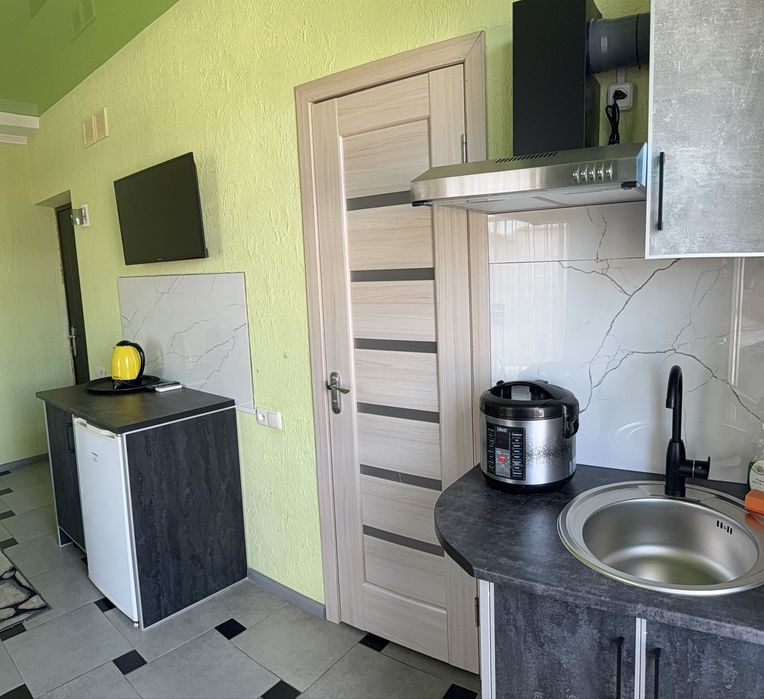 Номера з кухнею від 1600 грн Кароліно-Бугаз/Затока, ст.Лиманська