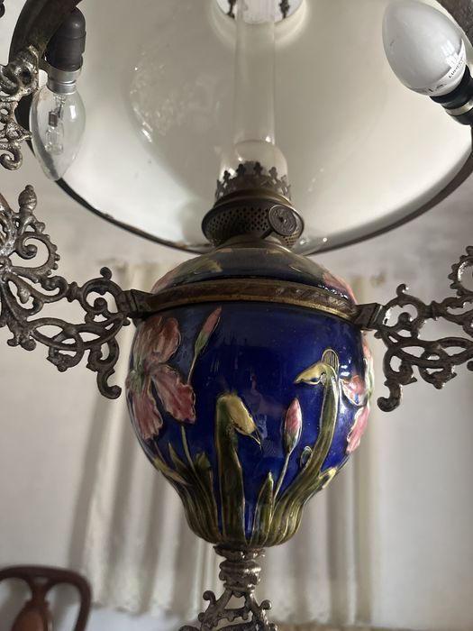candeeiro de teto de "subir e descer”estilo Art Nouveau