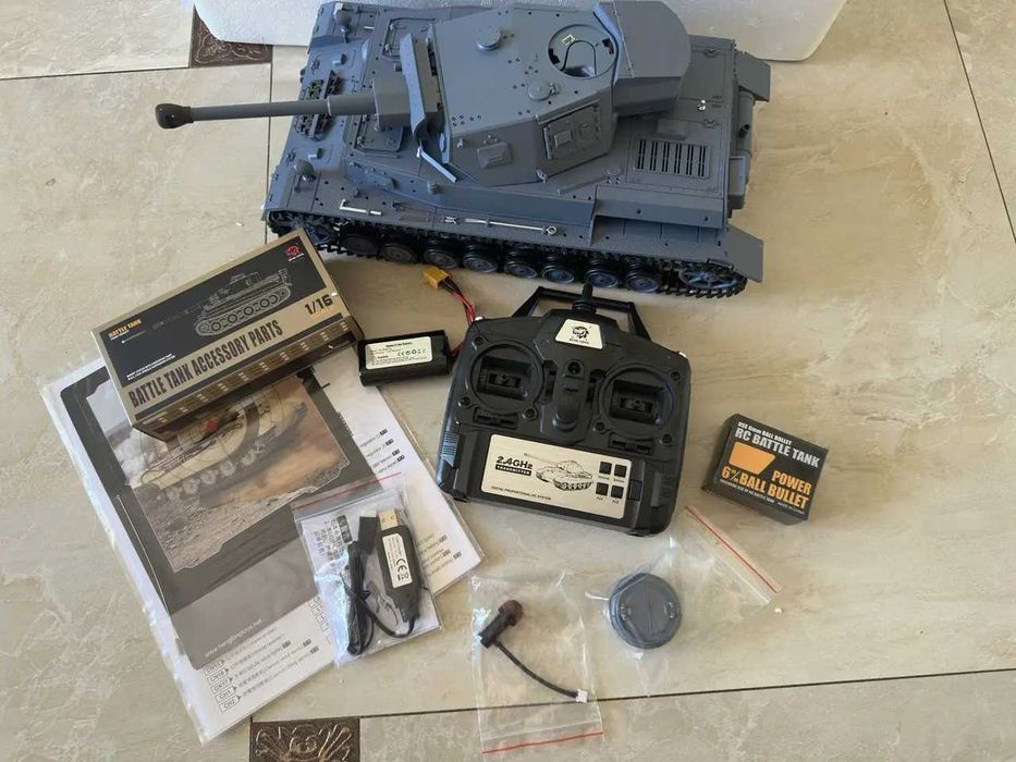 Танк Heng Long 3859-UPG Panzerkampfwagen IV Ausf F2 SD KFZ  1:16 2.4G