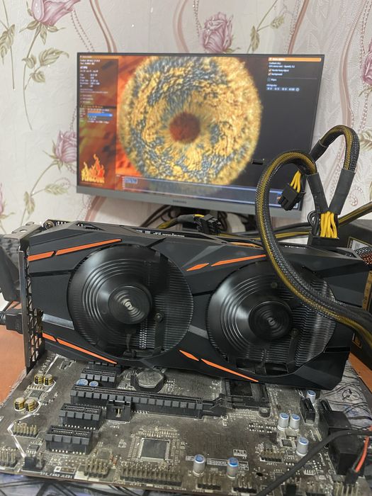 Відеокарта Gigabyte RX 570 8gb OC з коробкою!