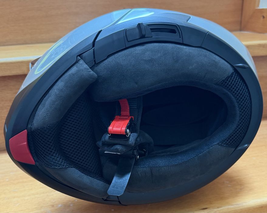capacete modular da BMW System 7 Carbon EVO