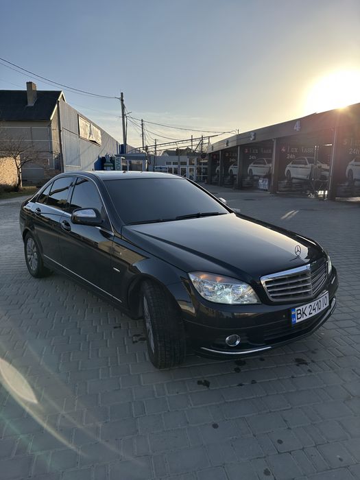 Mercedes-Benz c220 w204 2007 для військового
