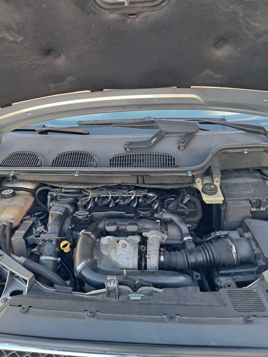 Ford Focus C-max 1.6 TDCI 109cv de 2004 com 298.000