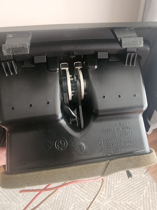 Повітряний дефлектор заднього ряду e60