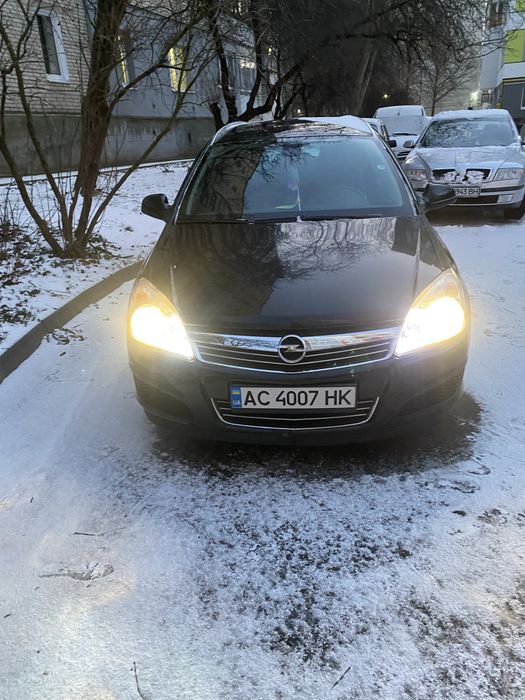 Продам опель астра h 2009