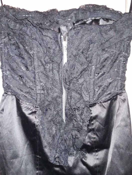 Сукні жіночі святкові