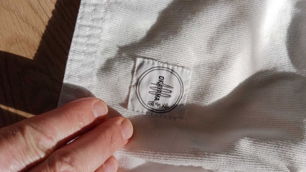 Kimono do karate z dodatkami