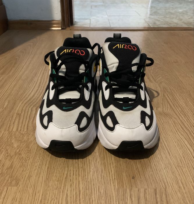 Nike Air Max 200 (Tamanho 38.5)