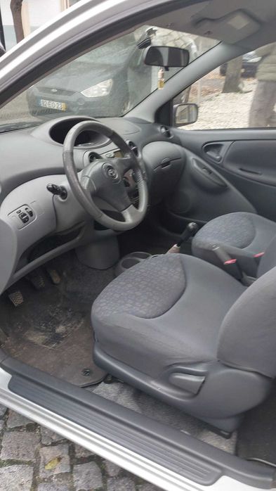 Toyota Yaris 2001 1.0 vvt-i