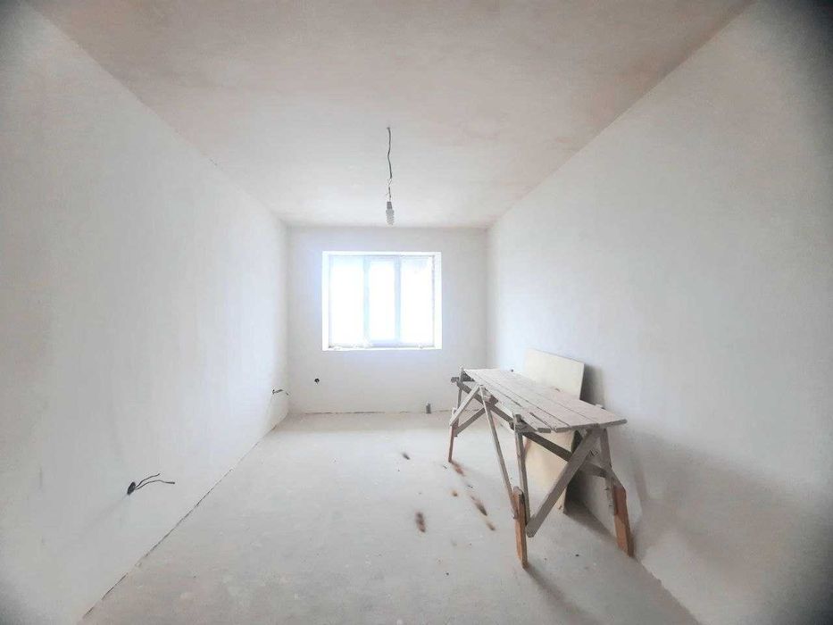 Продам ЗДАНУ 3к.квартиру в новобудові поруч з парком