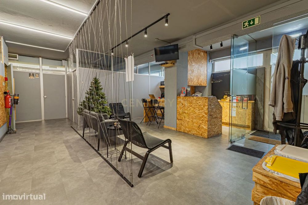 Loja em Arcozelo, Barcelos - 242m² por 140.000€ (Imóvel Arrendado)