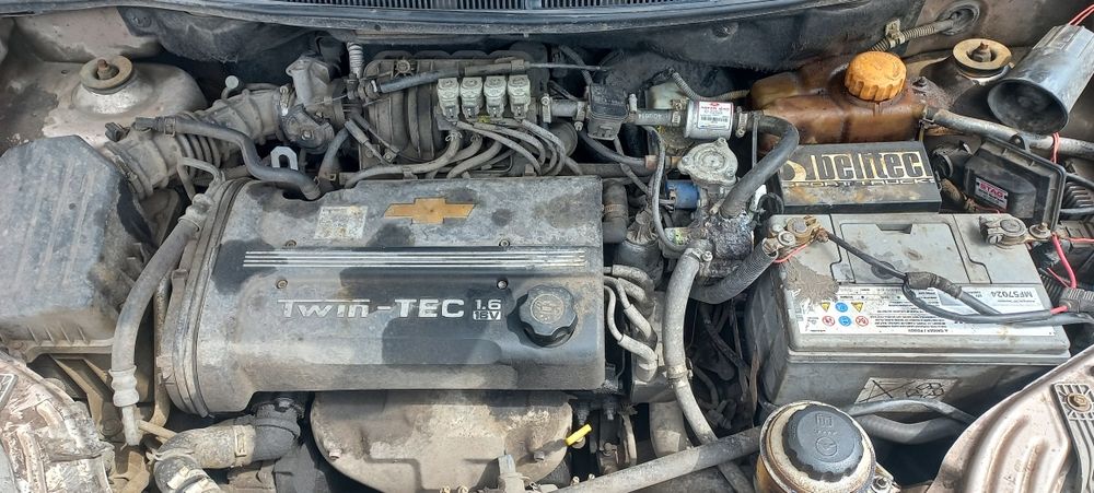 Шевролет Авео Лачети кузов или частями