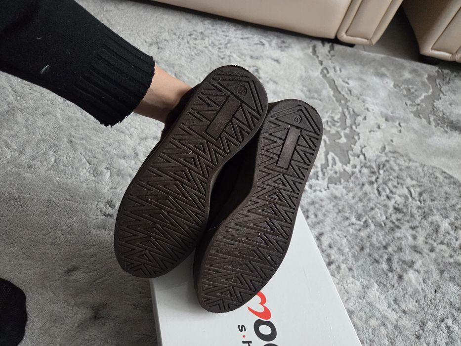 Уггі,  лофери Miu Miu 37