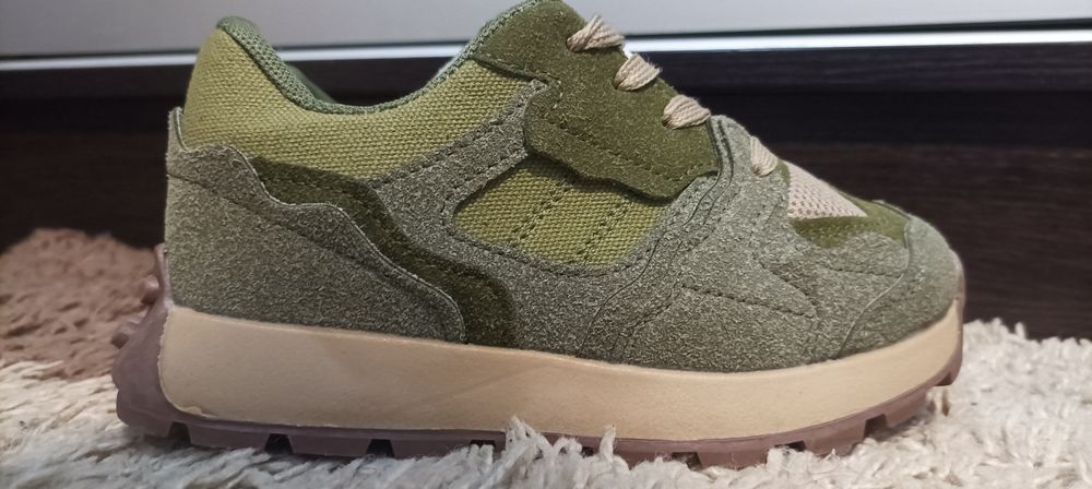 Кросівки 30 р 17.5 см