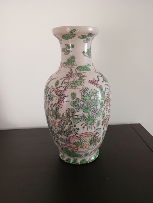 Várias peças decorativas