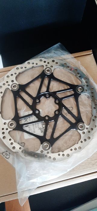 HOPE V4 203mm tarcza