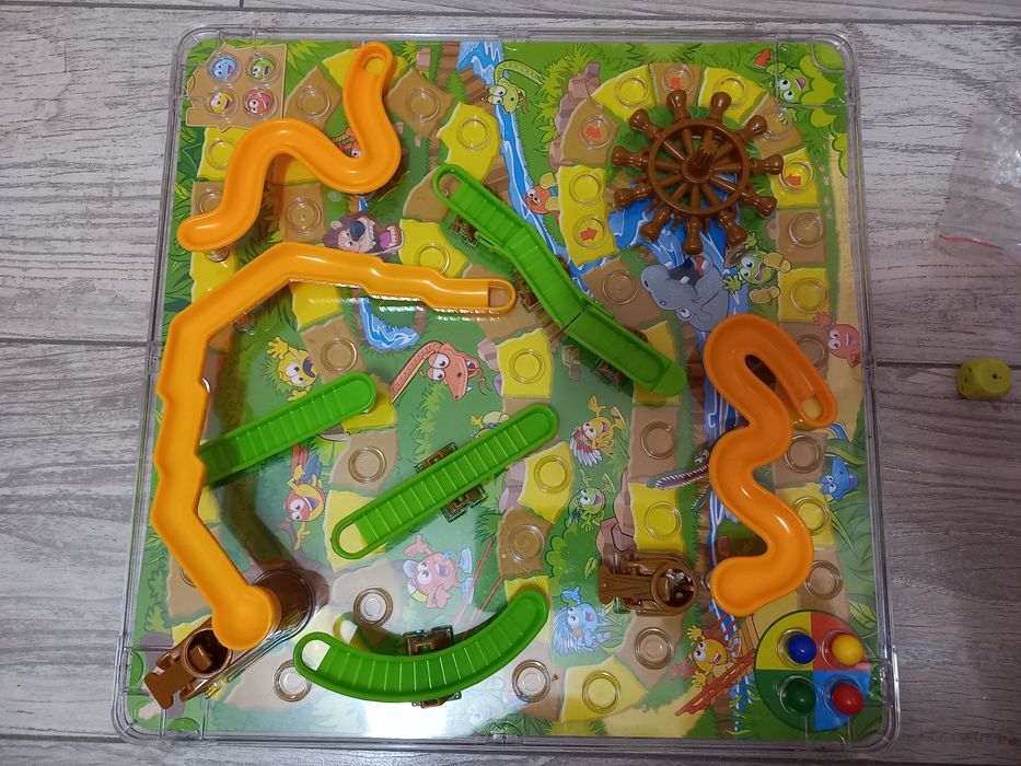 Gra planszowa 3D Snakes Ladders dla dzieci