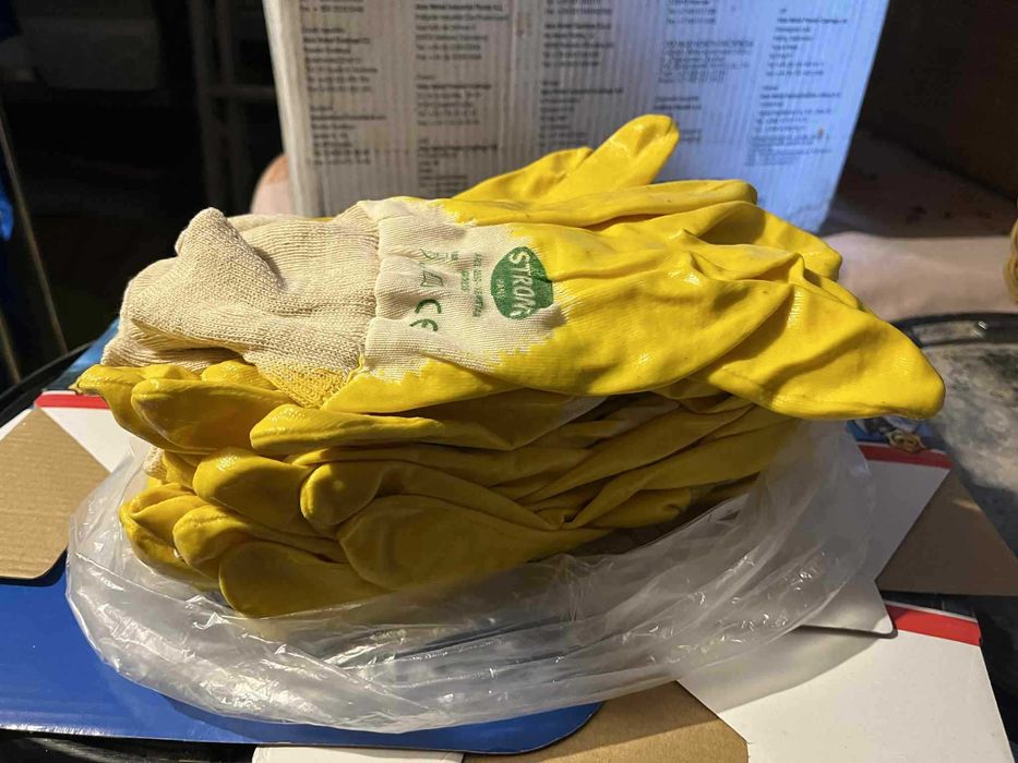 Rękawice robocze STRONG Yellow r.10– powlekane lateksem Budowa, Ogród