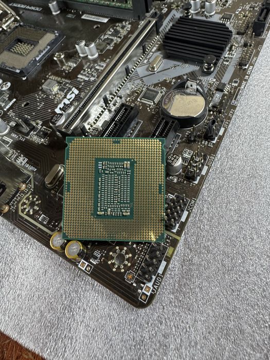 intel core i5 8400 - купити комплектуючі для ПК - Ціна на OLX.ua
