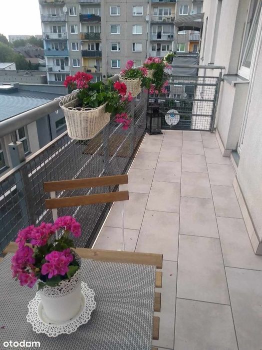 Przestronny 3-pokojowy apartament z balkonem