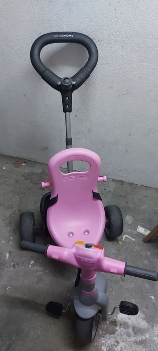 Vendo Triciclo rosa