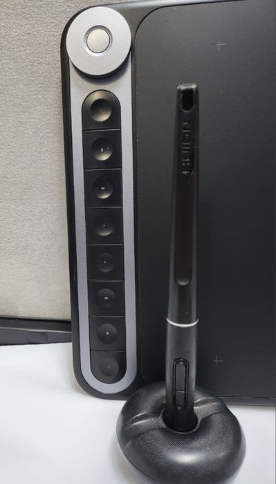 Графічний планшет Huion Inspiroy Dial Q620М