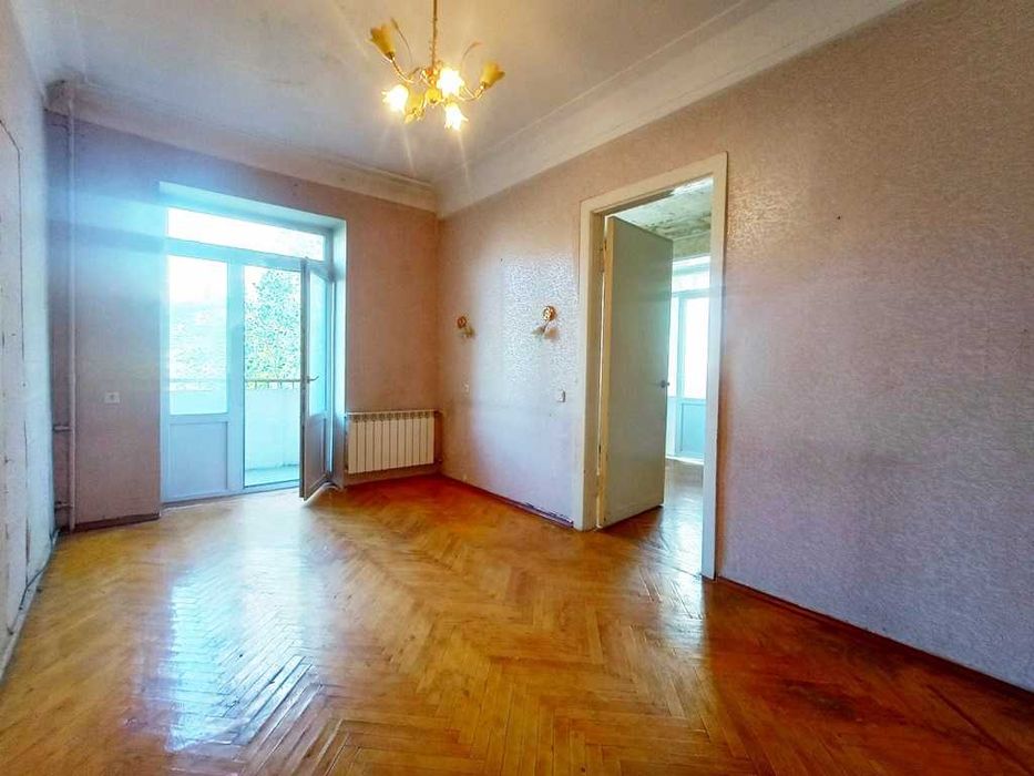 Продам 3-кімн квартиру 56м Печерськ Іоанна Павла ІІ, 19 Сталінка Лифт