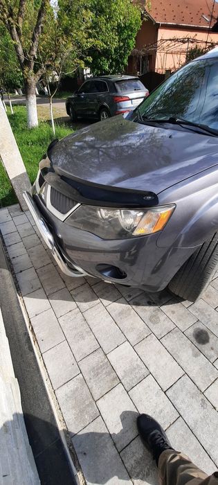 Mitsubishi outlander xl