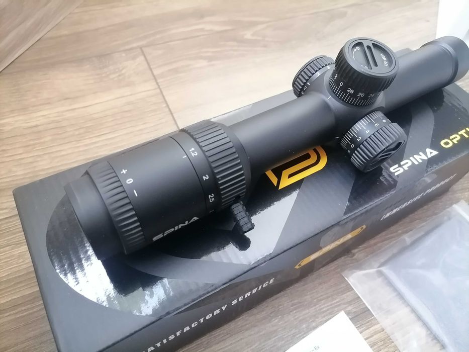 Новий приціл мінік Spina Optics LPVO 1.2-6x24IR. Загонник.