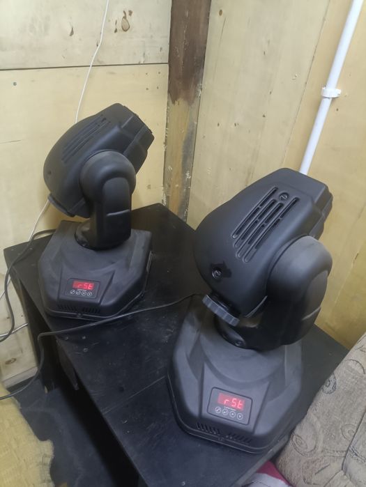 Ruchome głowy Spot 150 tx