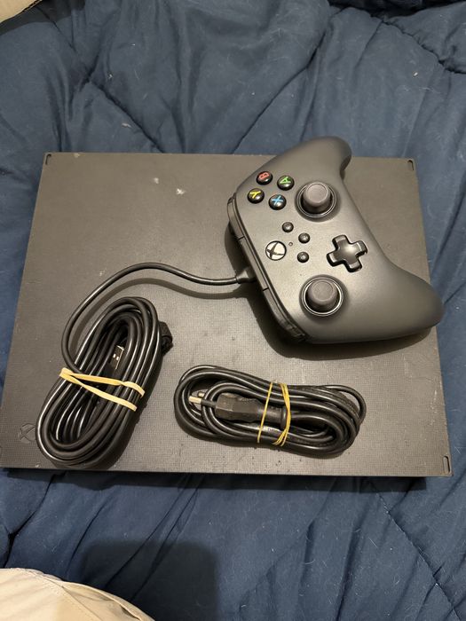 Vendo Xbox One X