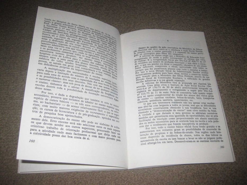 Livro "Depoimento" de Marcello Caetano