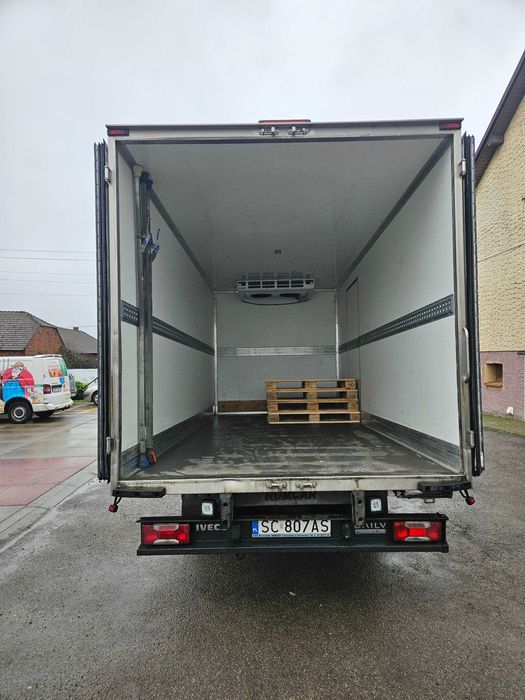 Iveco Daily VI 50C18 Chłodnia Izoterma Grzanie 10EP rok 2021 AUTOMAT