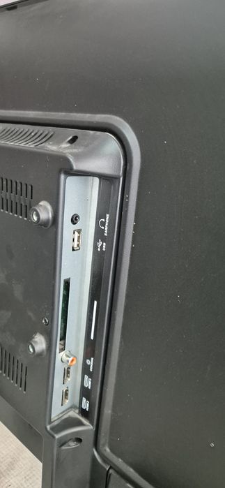 Telewizor firmy Skymaster 32cale  32SH4530-wbudowany dekoderem-uszk