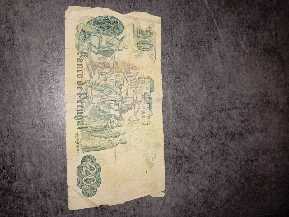 Notas escudos...