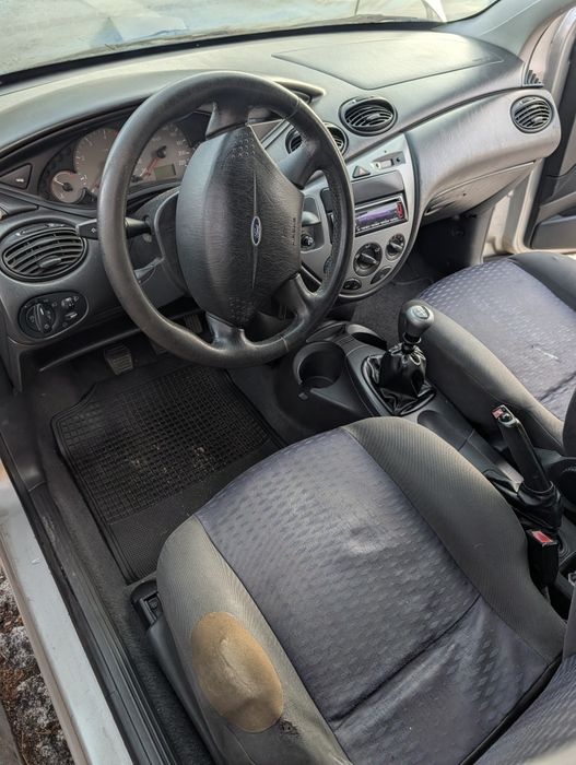 Ford Focus 1.8 TDDI 2002 com avaria na bomba injetora