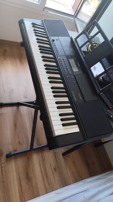 Teclado casio CT-X700