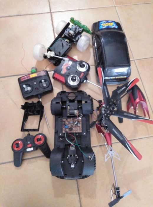 Electronic Material64584706808834121