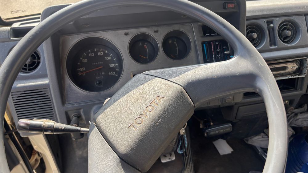 Toyota Dyna 2.5 D - Rodado Duplo - Caixa Aberta