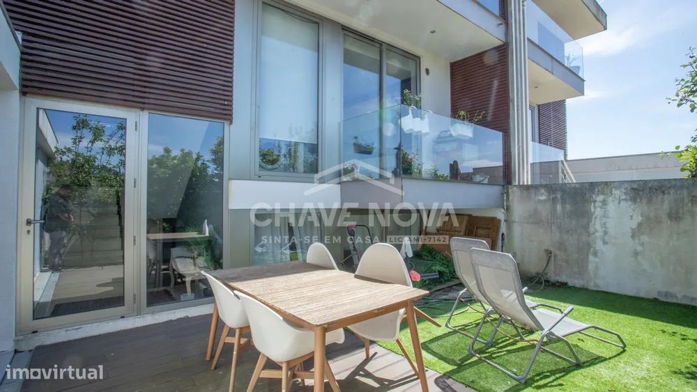 Moradia Triplex V3 em Serzedo