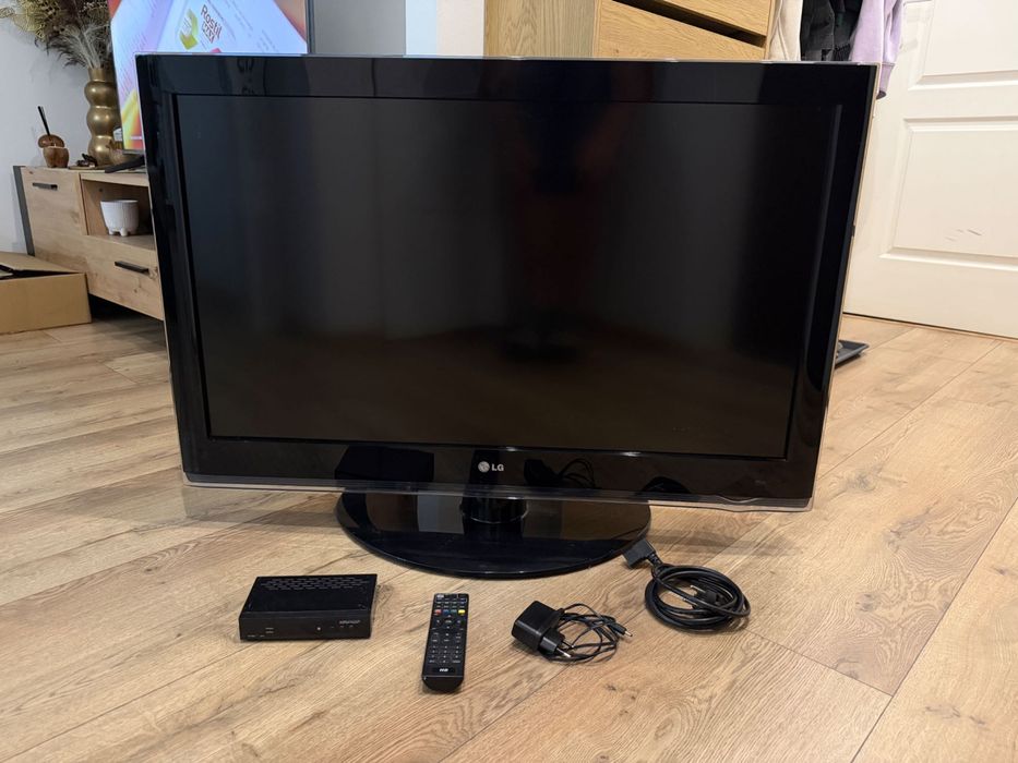 Telewizor LG 37 cali