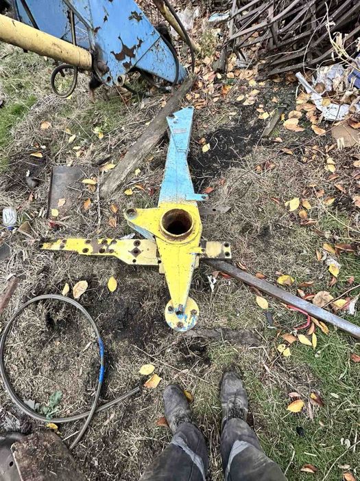 Продам фронтальный погрузчик